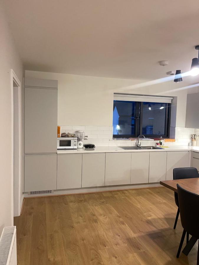 Private Room In A New Shared Apartment Maynooth Exterior photo